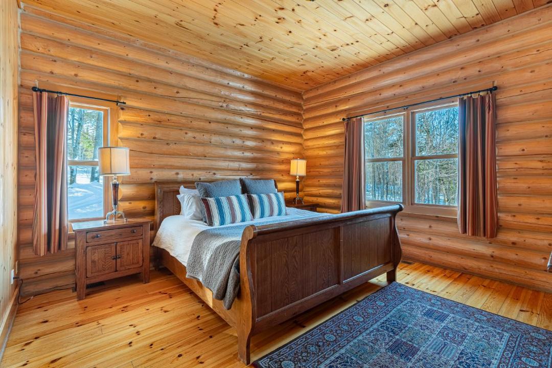 Photo of Bedroom in Fiddler Lake Resort