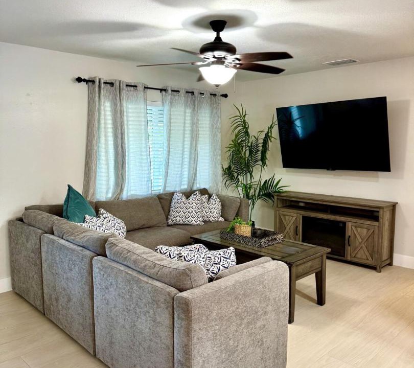 Photo of Livingroom in Sun Bay South