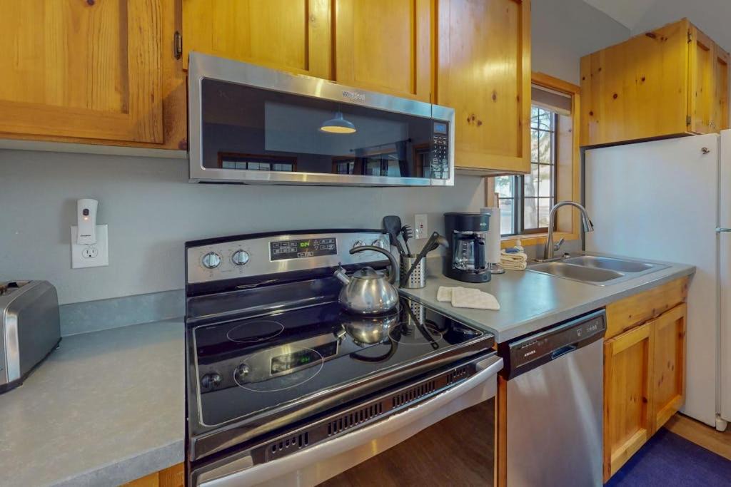 Photo of Kitchen in Sunriver