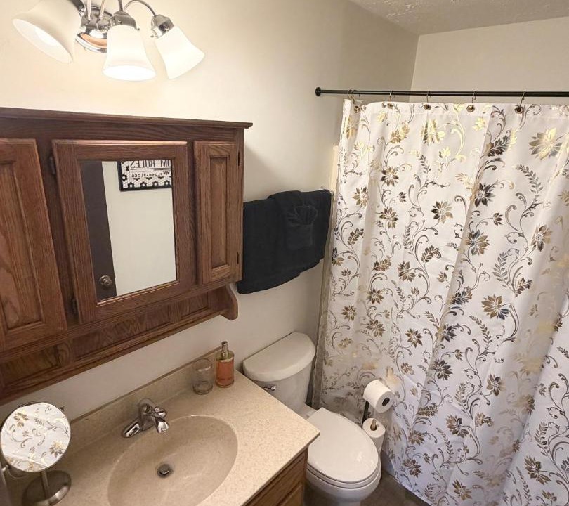 Photo of Bathroom in Skyland