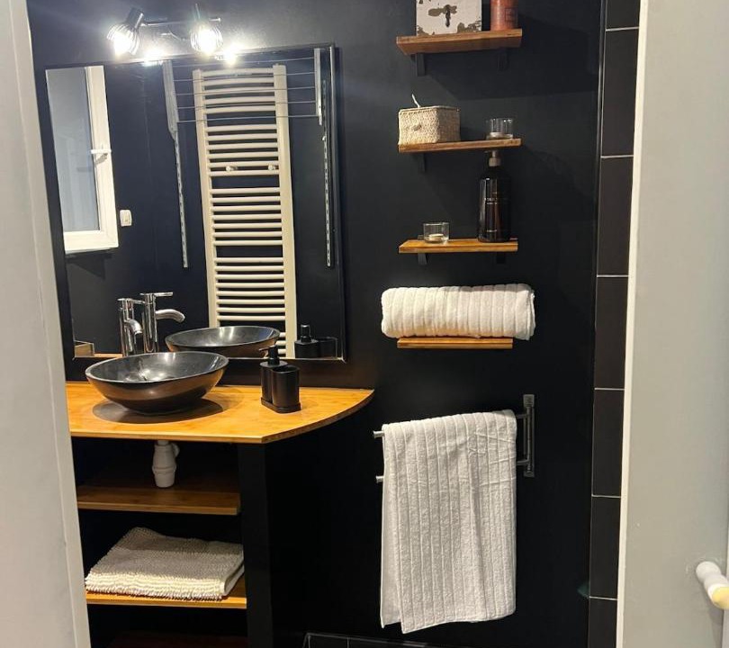 Photo of Bathroom in Anzin