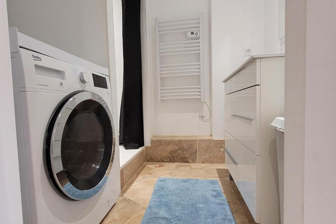 Photo of Bathroom in Besseges