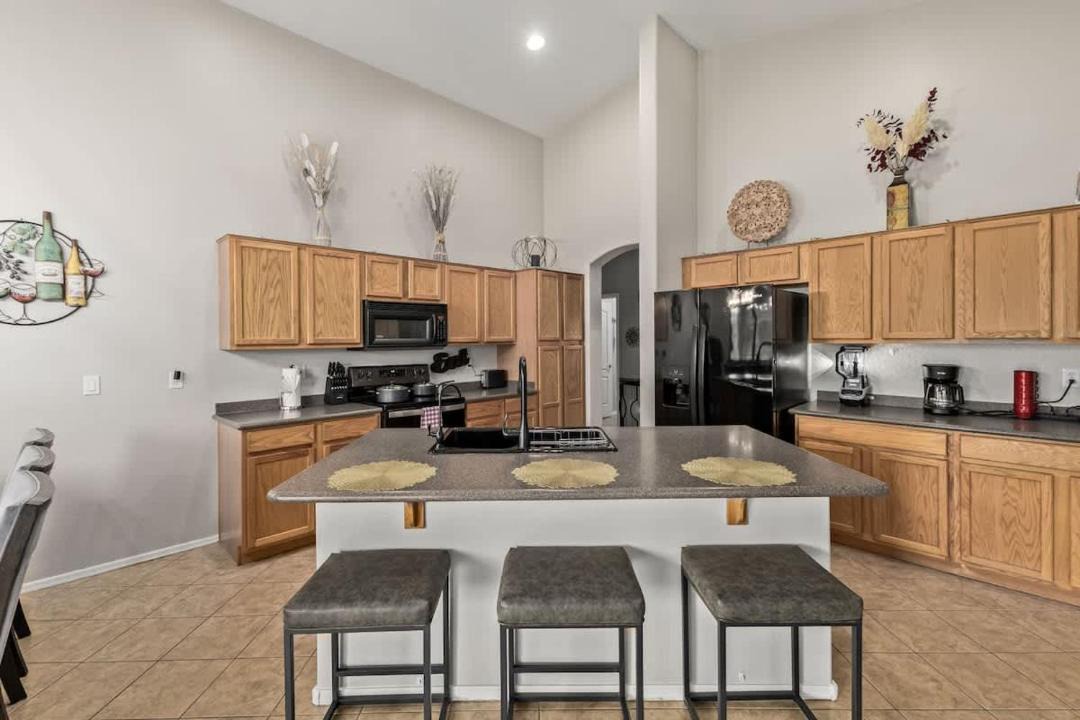 Photo of Kitchen in Sun Groves