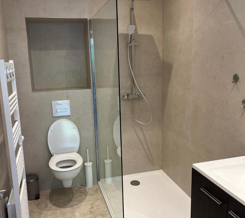 Photo of Bathroom in Gairaut