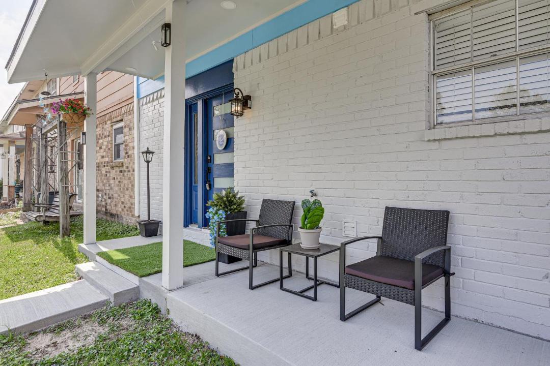 Photo of Patio Balcony in La Porte