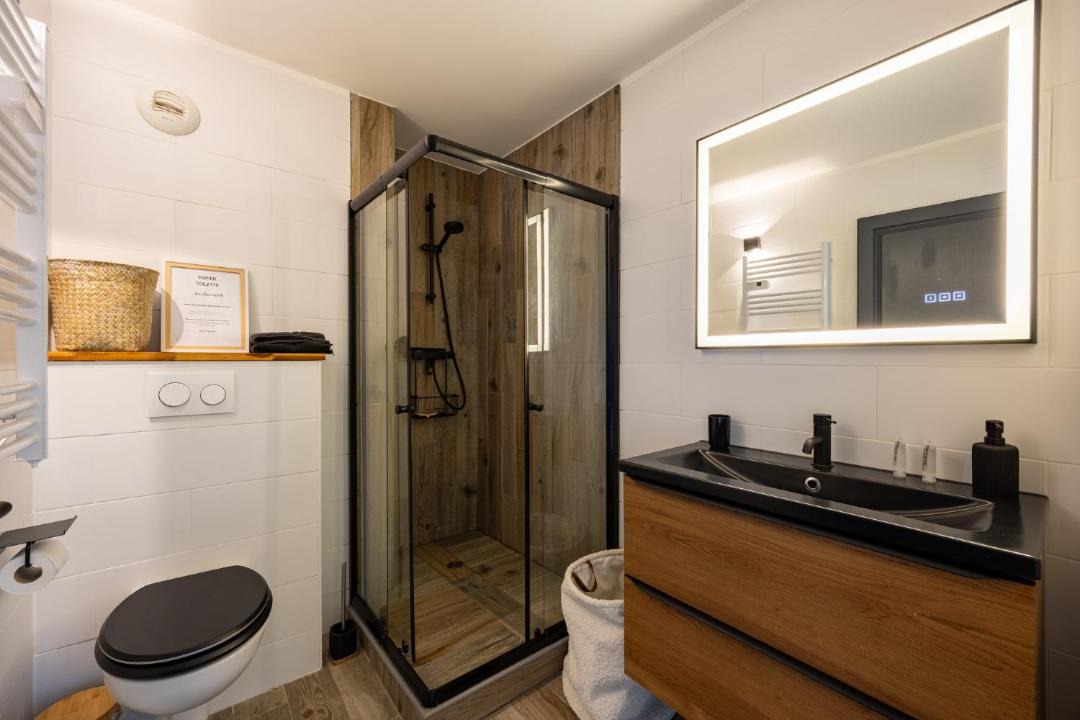 Photo of Bathroom in Germ