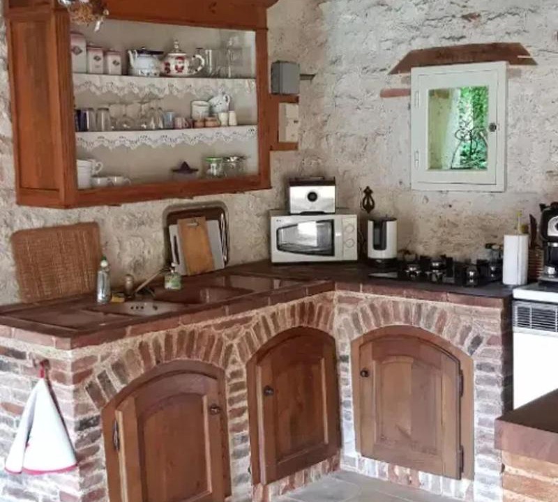 Photo of Kitchen in Montaigu-de-Quercy