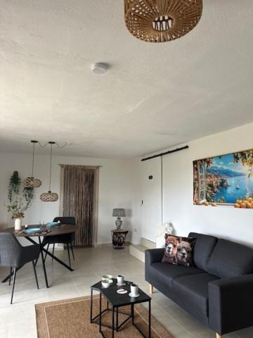 Photo of Livingroom in Calig