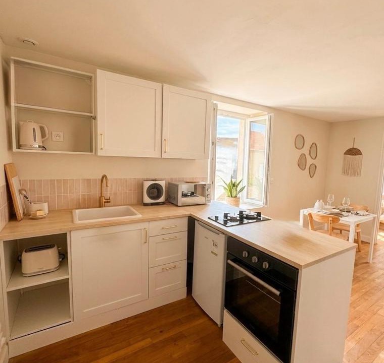 Photo of Kitchen in Beaumont Saint-Cyr