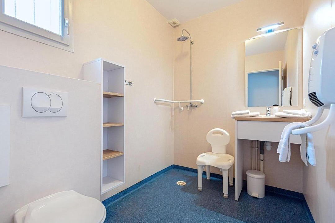 Photo of Bathroom in Saumur