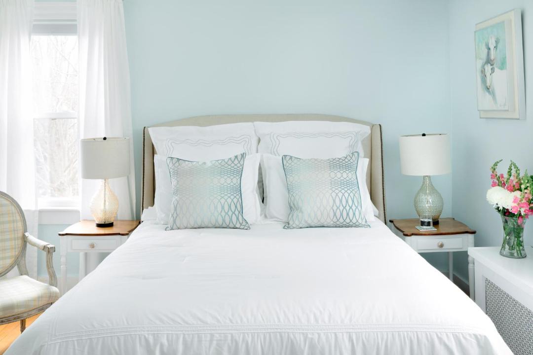 Photo of Bedroom in Jamestown