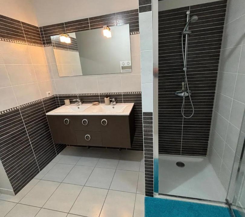 Photo of Bathroom in Vernoux-en-Vivarais