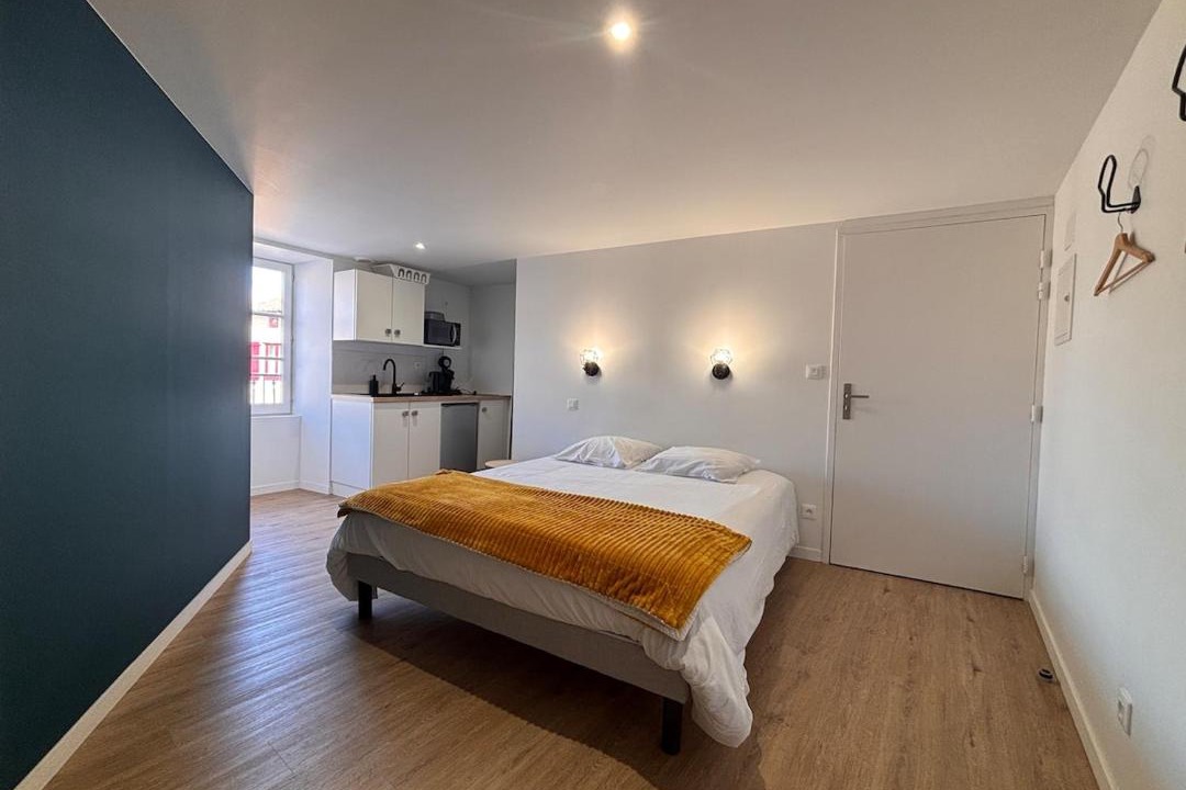 Photo of Bedroom in Chateau-Larcher