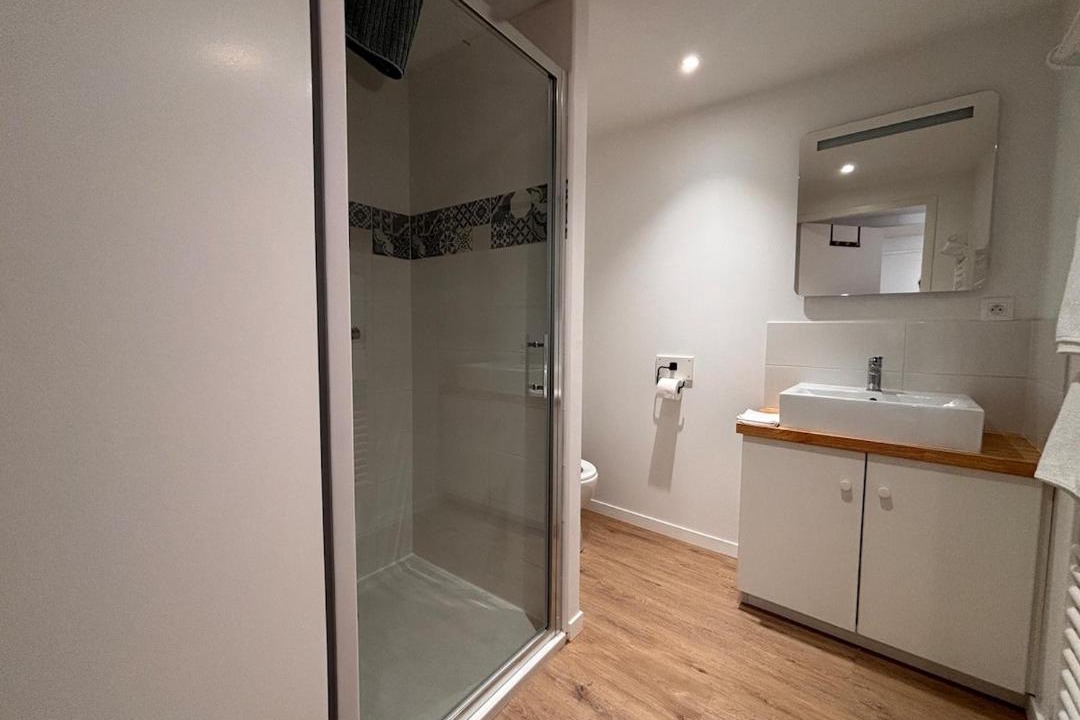 Photo of Bathroom in Chateau-Larcher