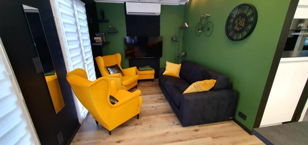 Photo of Livingroom in Villers-Sire-Nicole