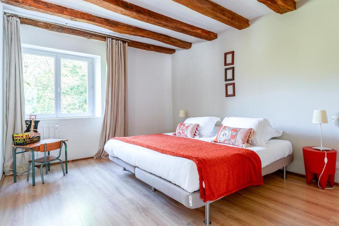 Photo of Bedroom in Poce-sur-Cisse