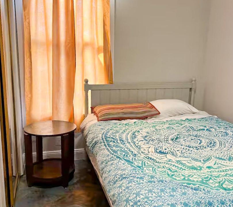Photo of Bedroom in Vallejo