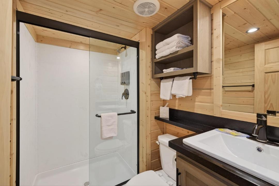 Photo of Bathroom in Page