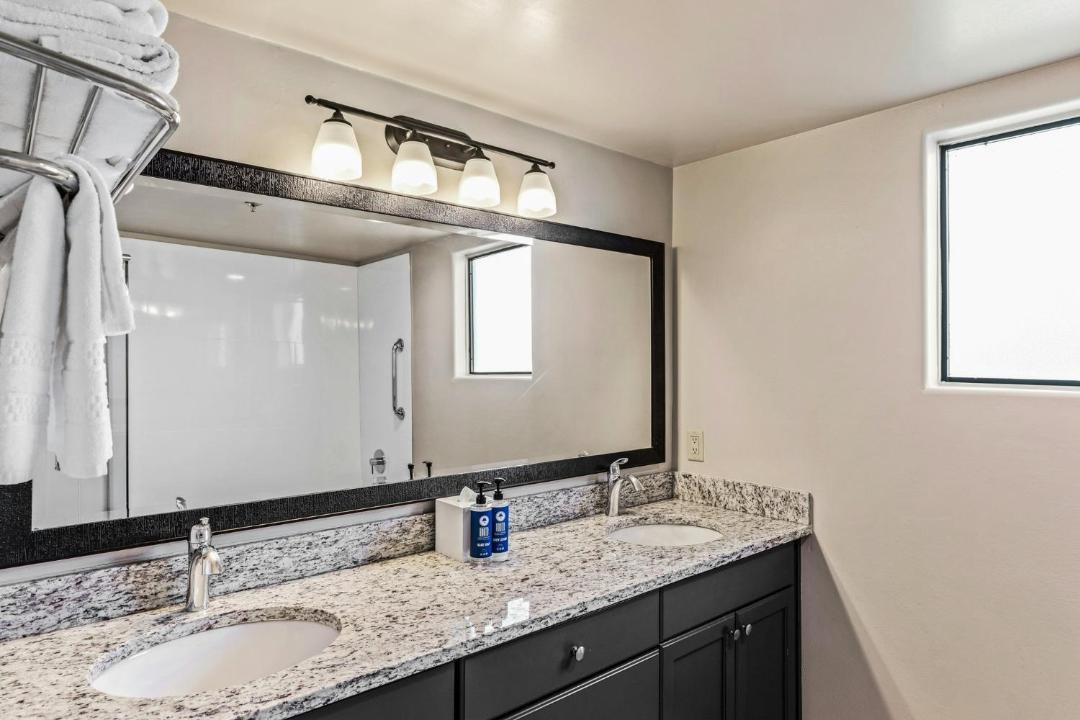 Photo of Bathroom in Starr Pass