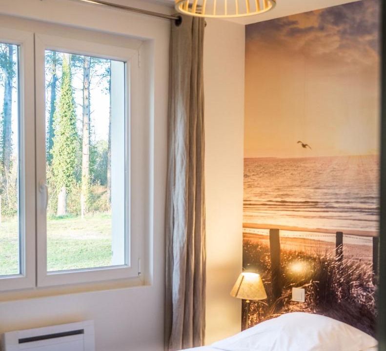Photo of Bedroom in Saint-Quentin-en-Tourmont