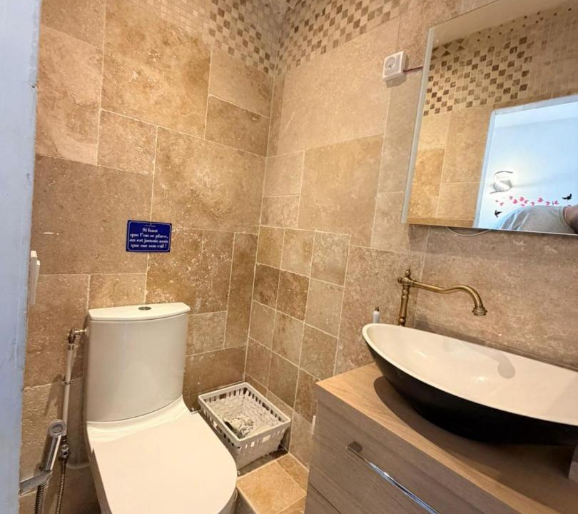 Photo of Bathroom in 13th Arrondissement