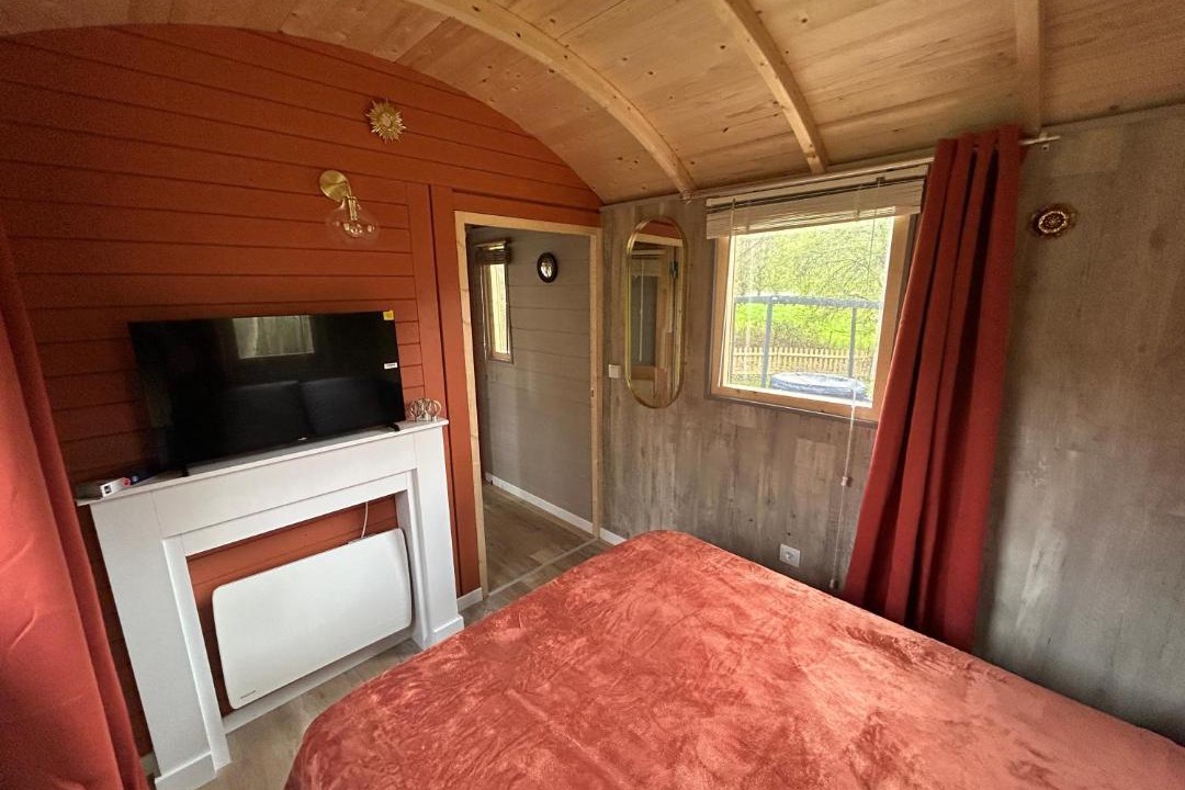 Photo of Bedroom in Fiquefleur-Equainville