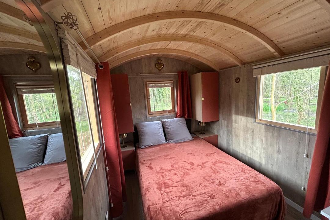 Photo of Bedroom in Fiquefleur-Equainville