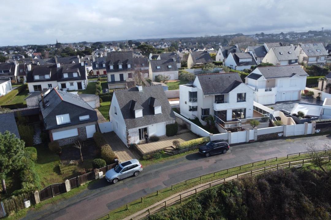 Photo of Buildings in Lancieux