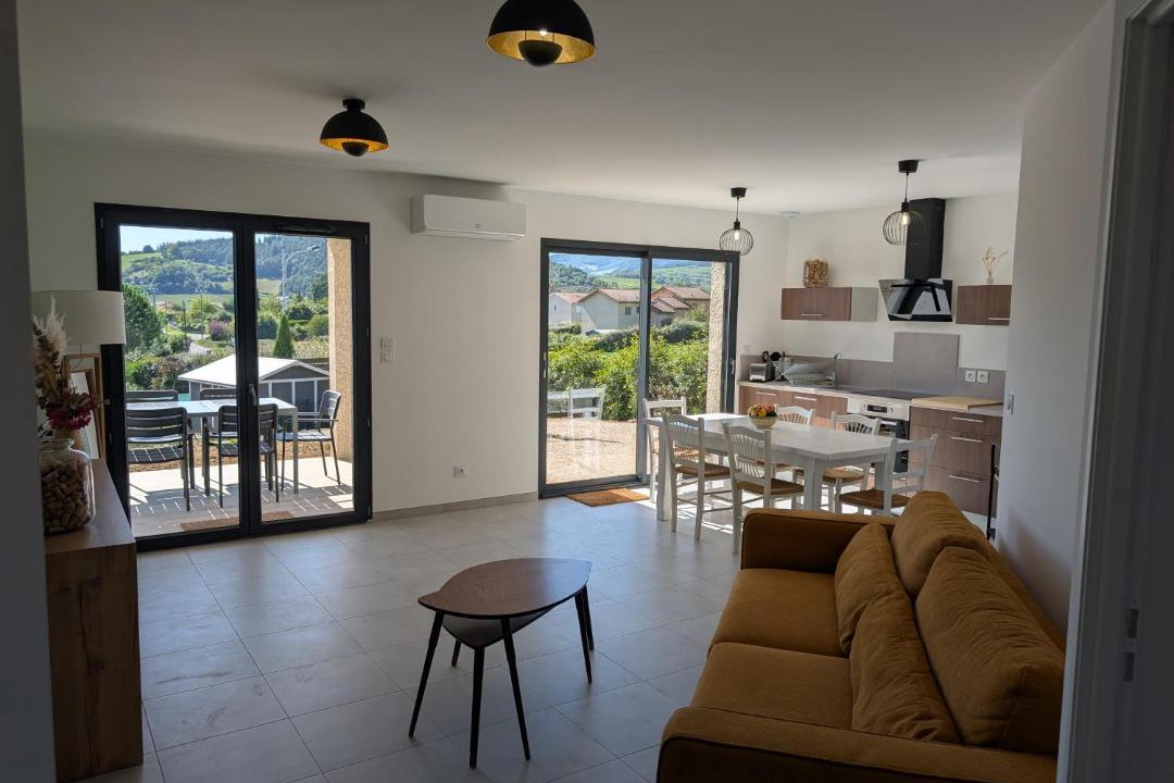 Photo of Others in La Roche-Vineuse