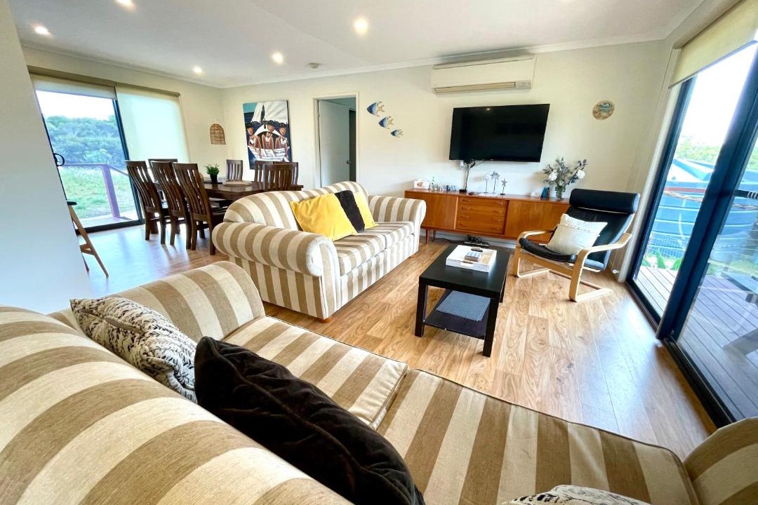 Photo of Livingroom in Island Beach