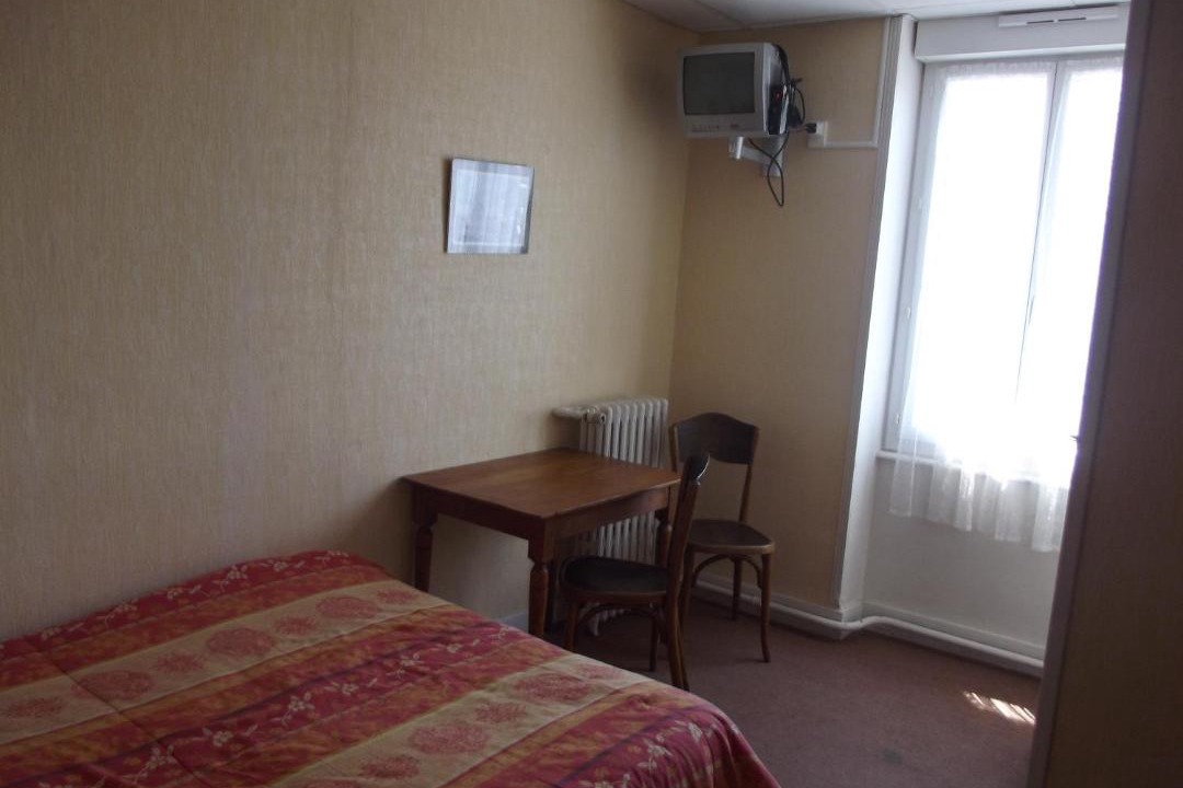 Photo of Others in La Machine