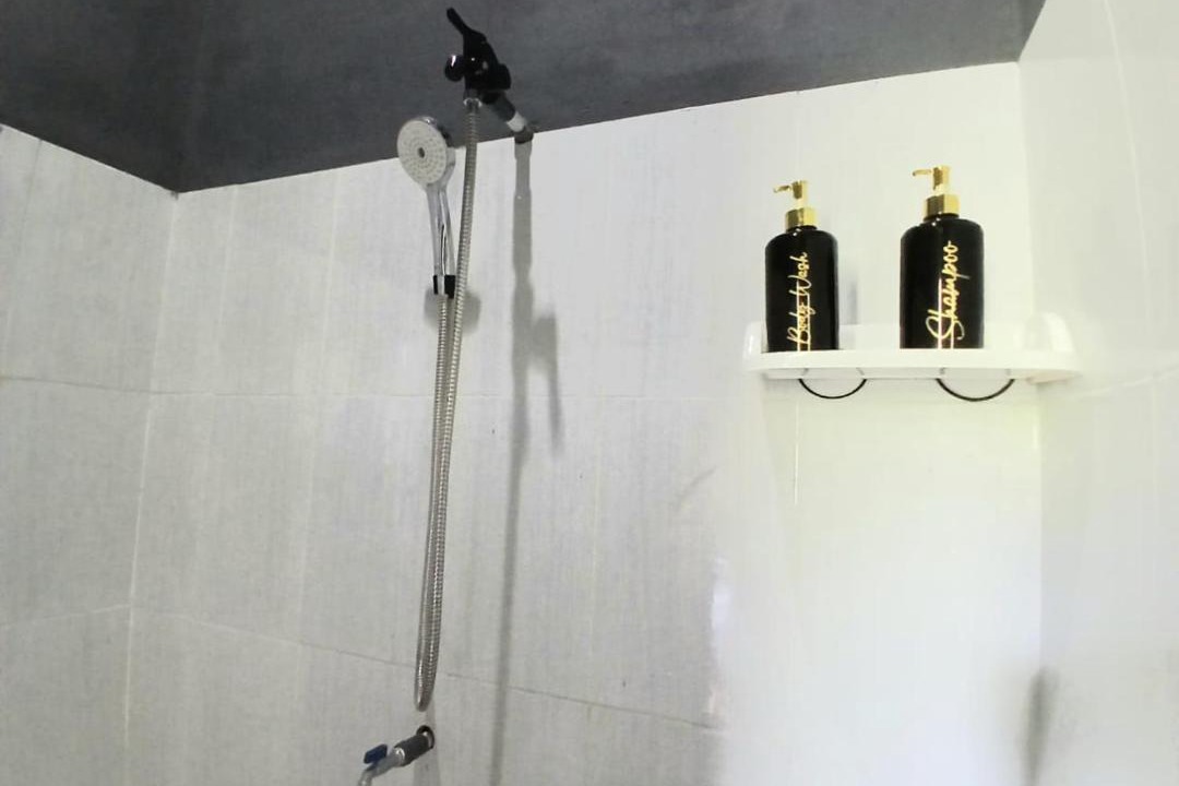 Photo of Bathroom in Kecamatan Pringgasela