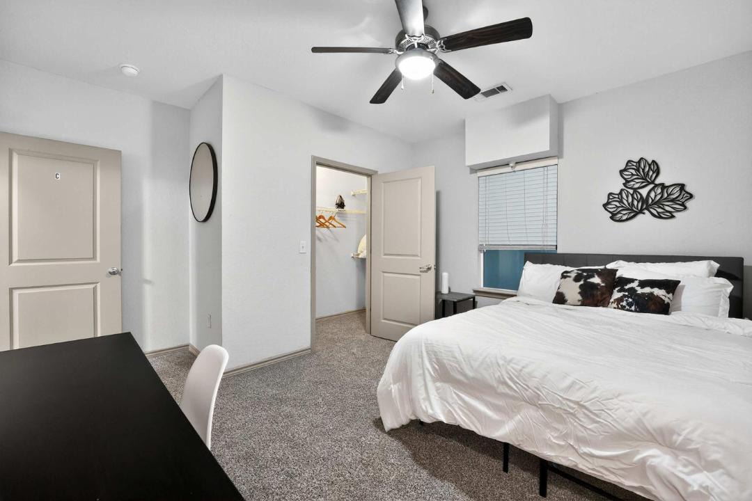 Photo of Bedroom in West Campus