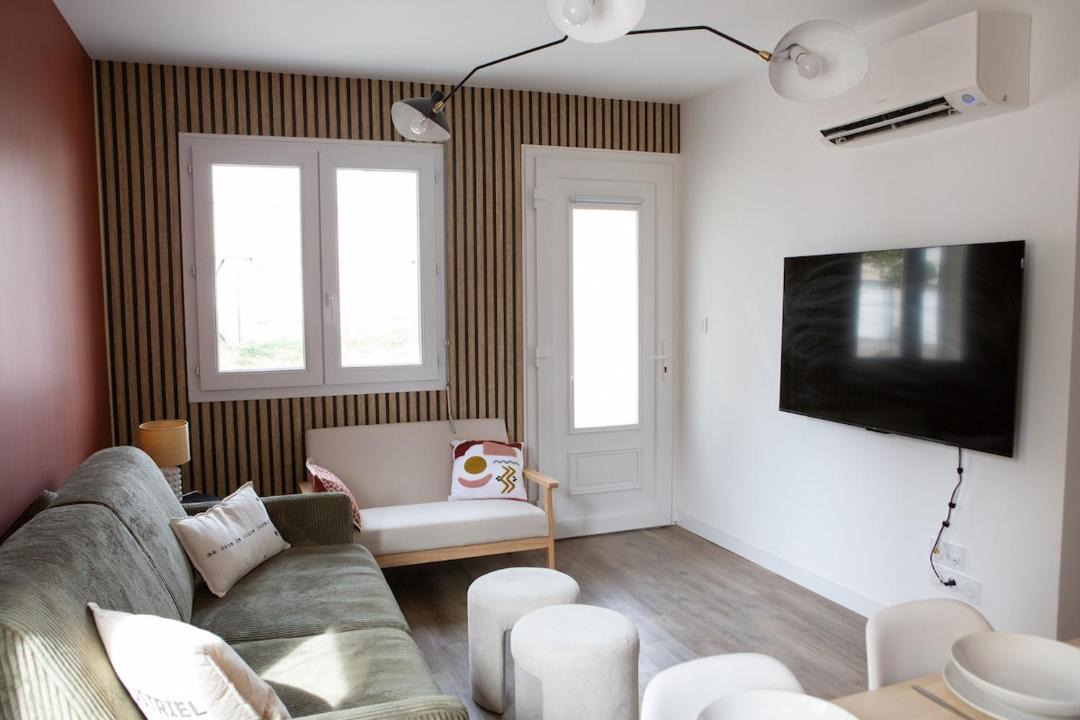 Photo of Livingroom in Roussillon-en-Isere