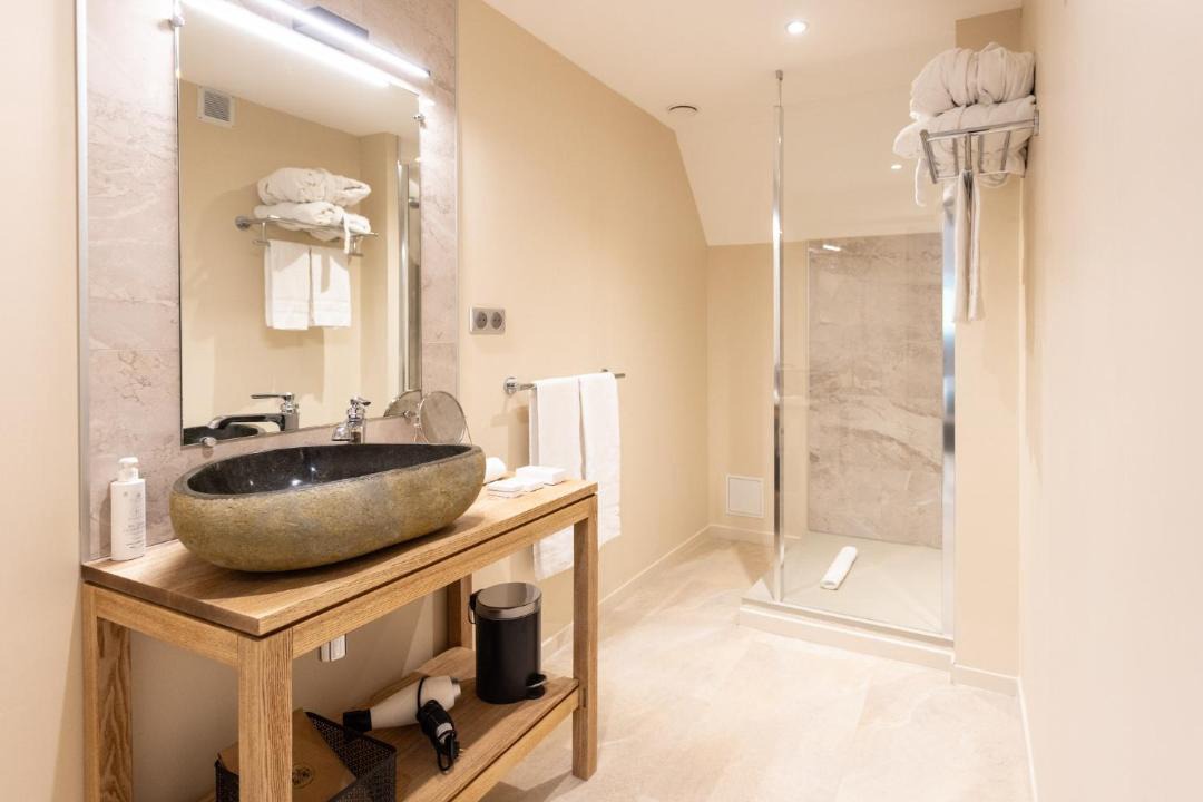 Photo of Others in Conques