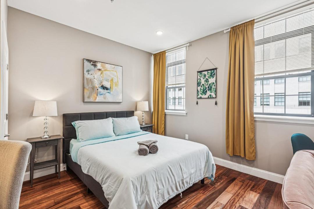 Photo of Bedroom in Logan Square