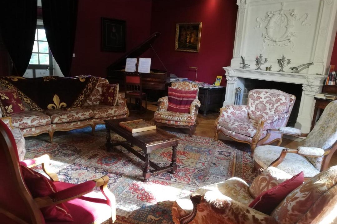 Photo of Others in Cheille