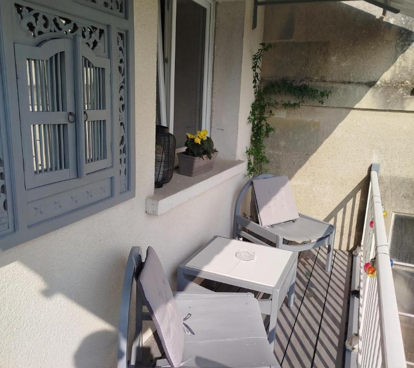 Photo of Patio Balcony in Saint-Paterne-Racan