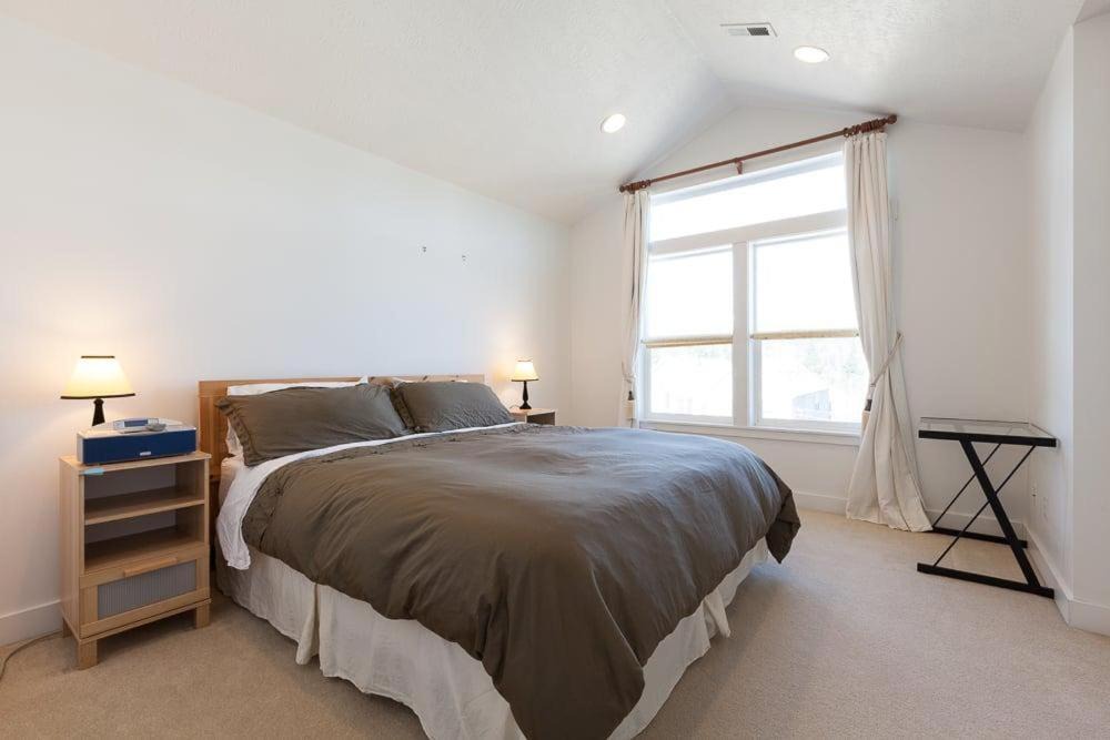 Photo of Others in Hood River