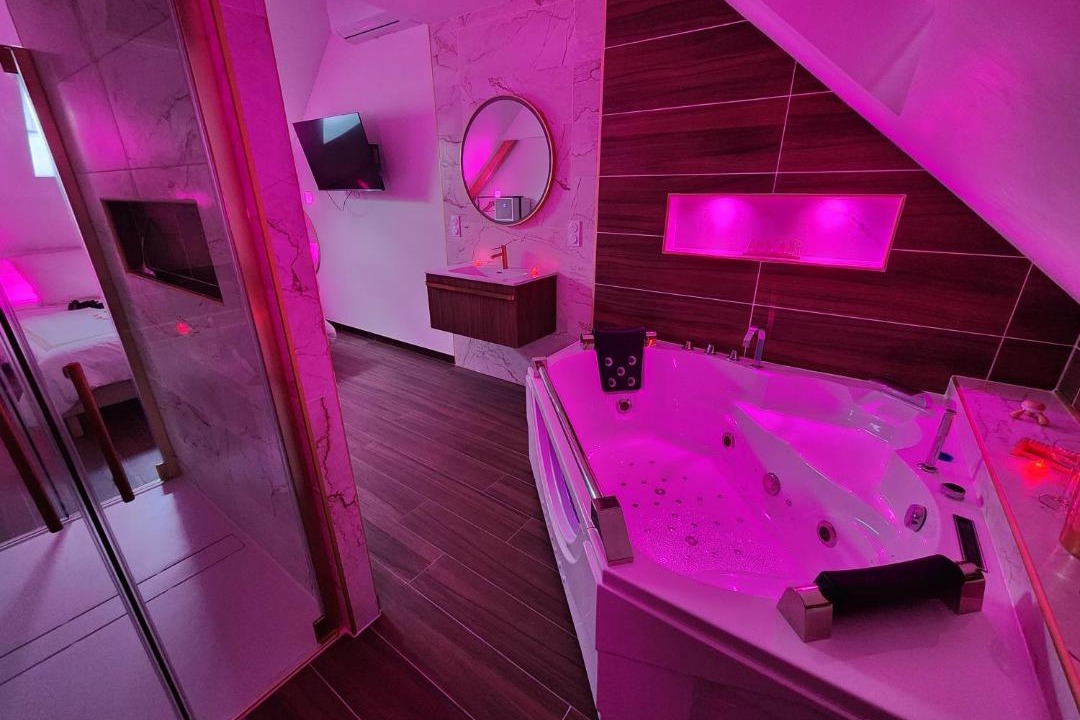 Photo of Bathroom in Challes