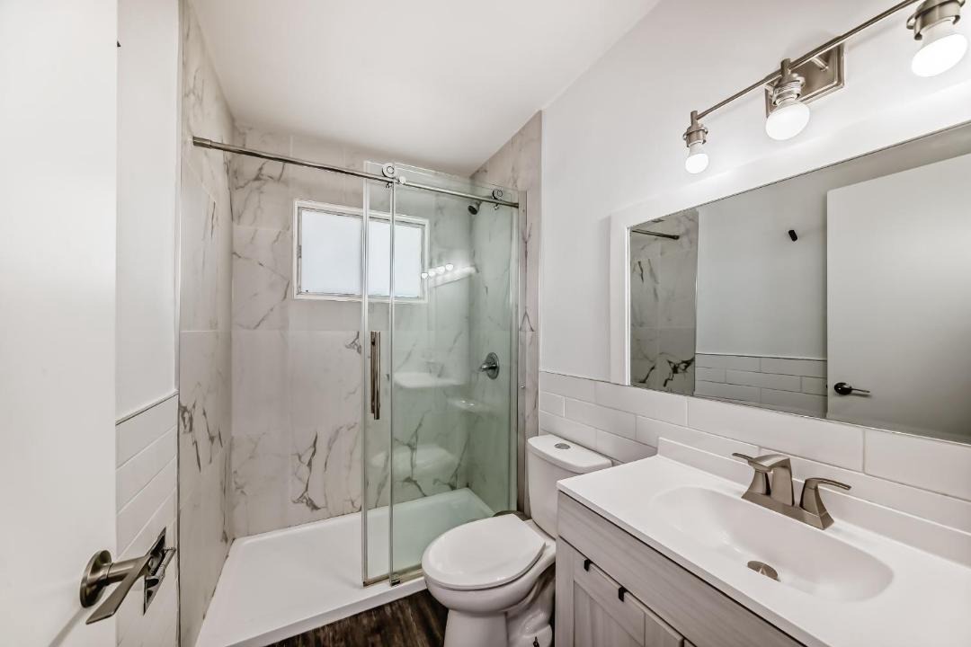 Photo of Bathroom in Forest Lawn