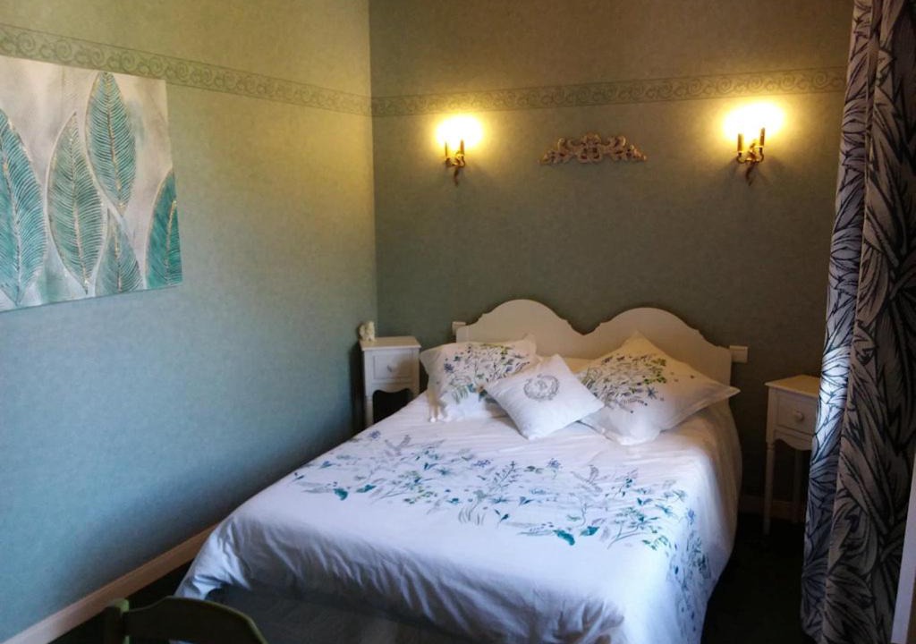 Photo of Others in Montsurs