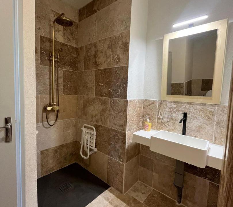 Photo of Bathroom in Montigny-en-Morvan