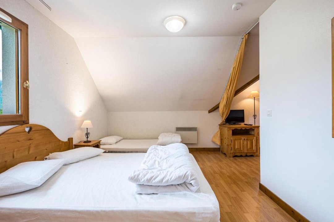 Photo of Bedroom in Giez