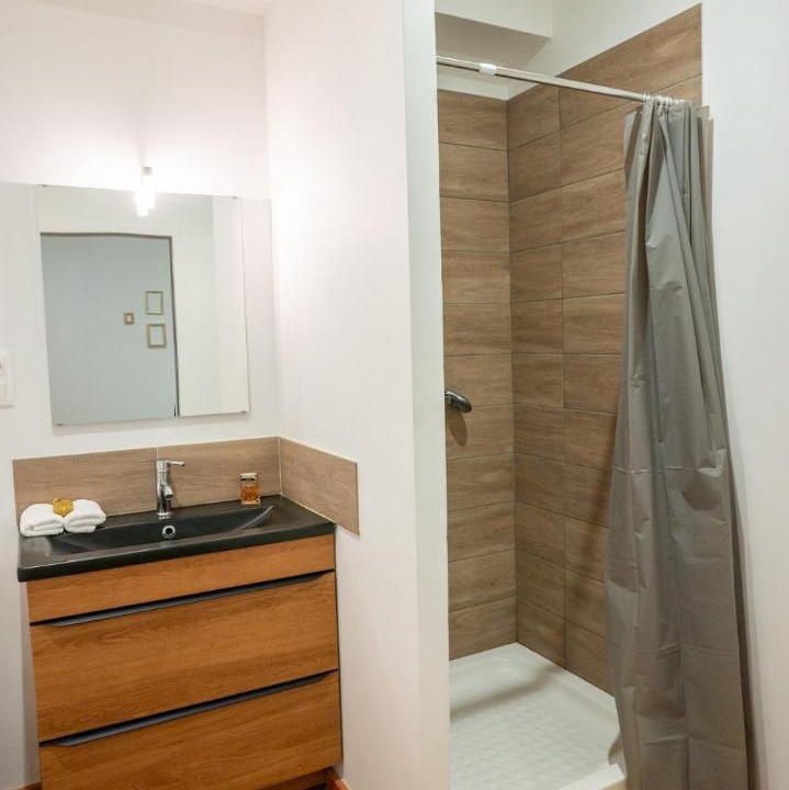 Photo of Bathroom in Castelnaudary