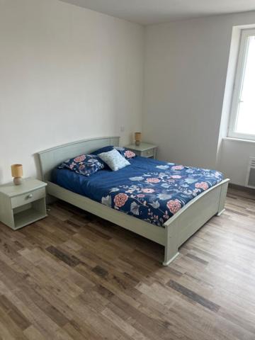 Photo of Bedroom in Mesnard-la-Barotiere