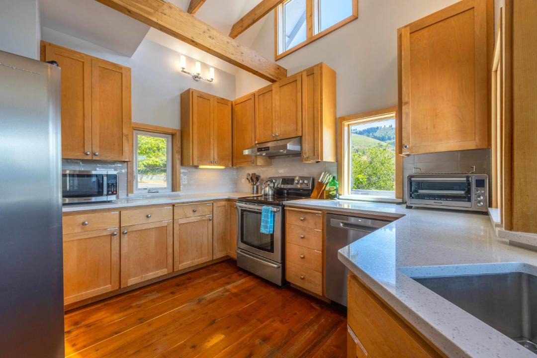 Photo of Others in White Salmon