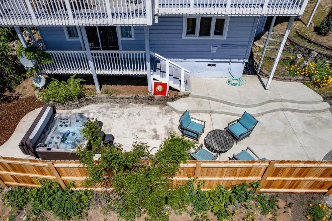 Photo of Others in White Salmon