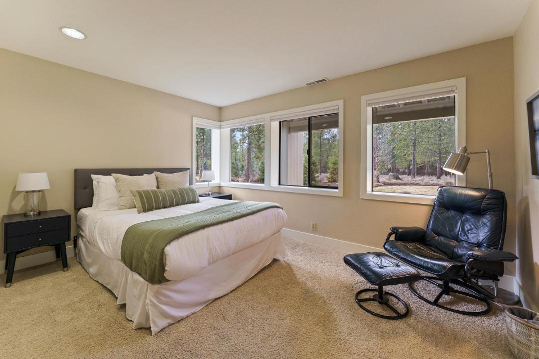 Photo of Bedroom in Sunriver