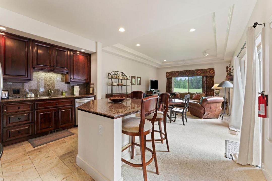 Photo of Others in Broken Top